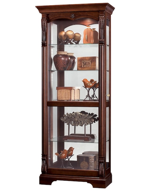 Vitrina Howard Miller de madera abedul