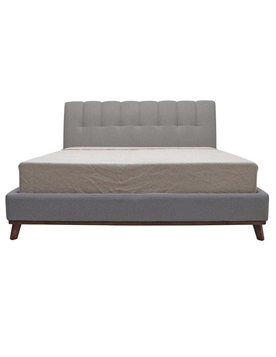 Cama de poliéster