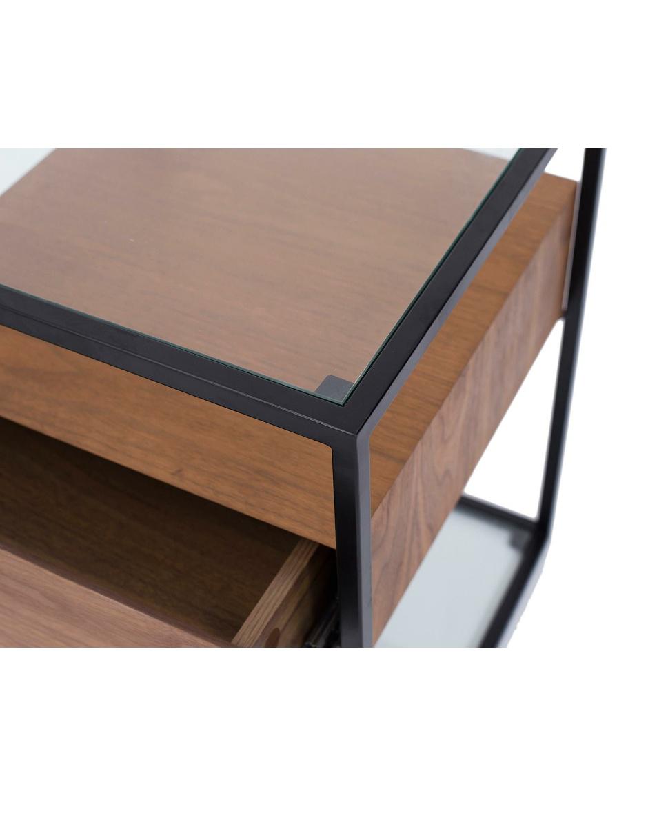 Mesa lateral 4