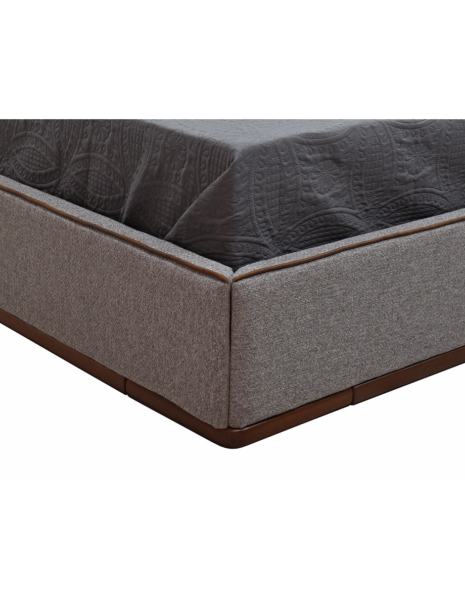 Cama de madera y tela 12