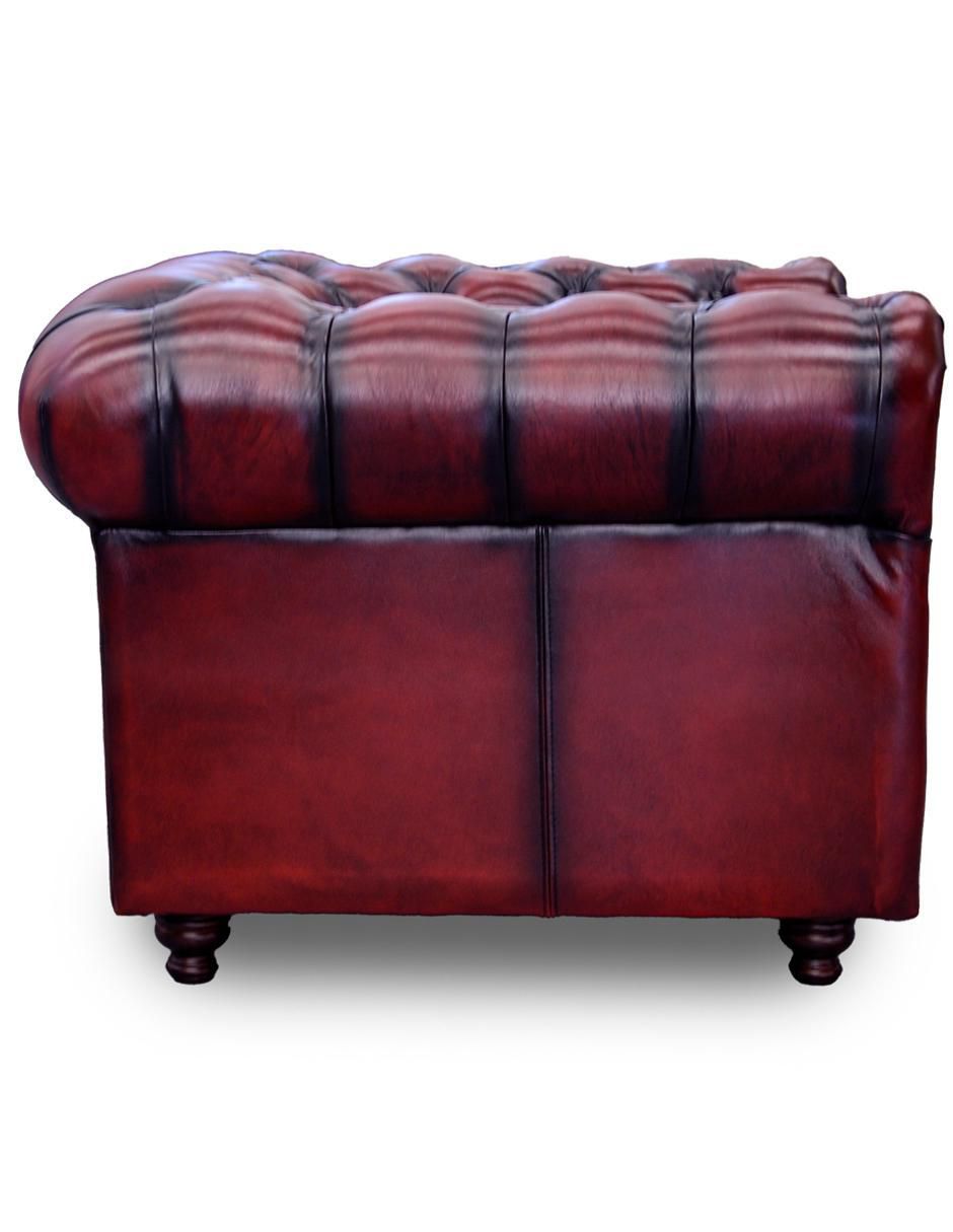 Sillón Confortopiel Chesterfield estilo clásico renovado de madera pino