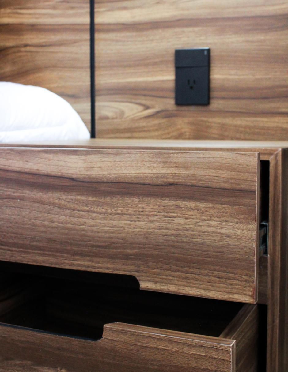 Buro Mocca 3