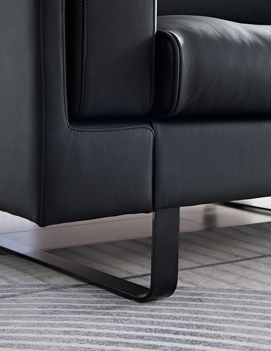 Sillón Galileo de piel 5