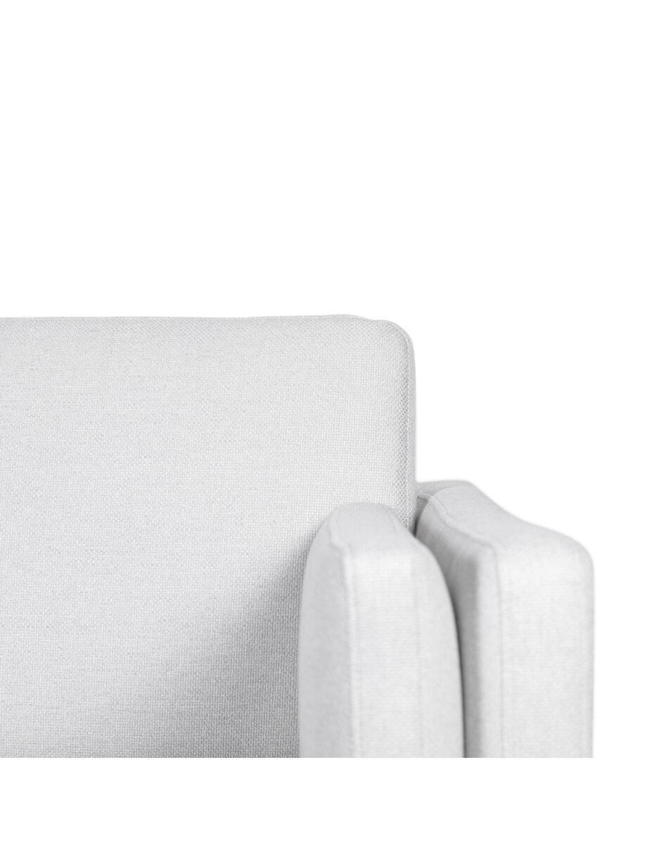 Love seat 3
