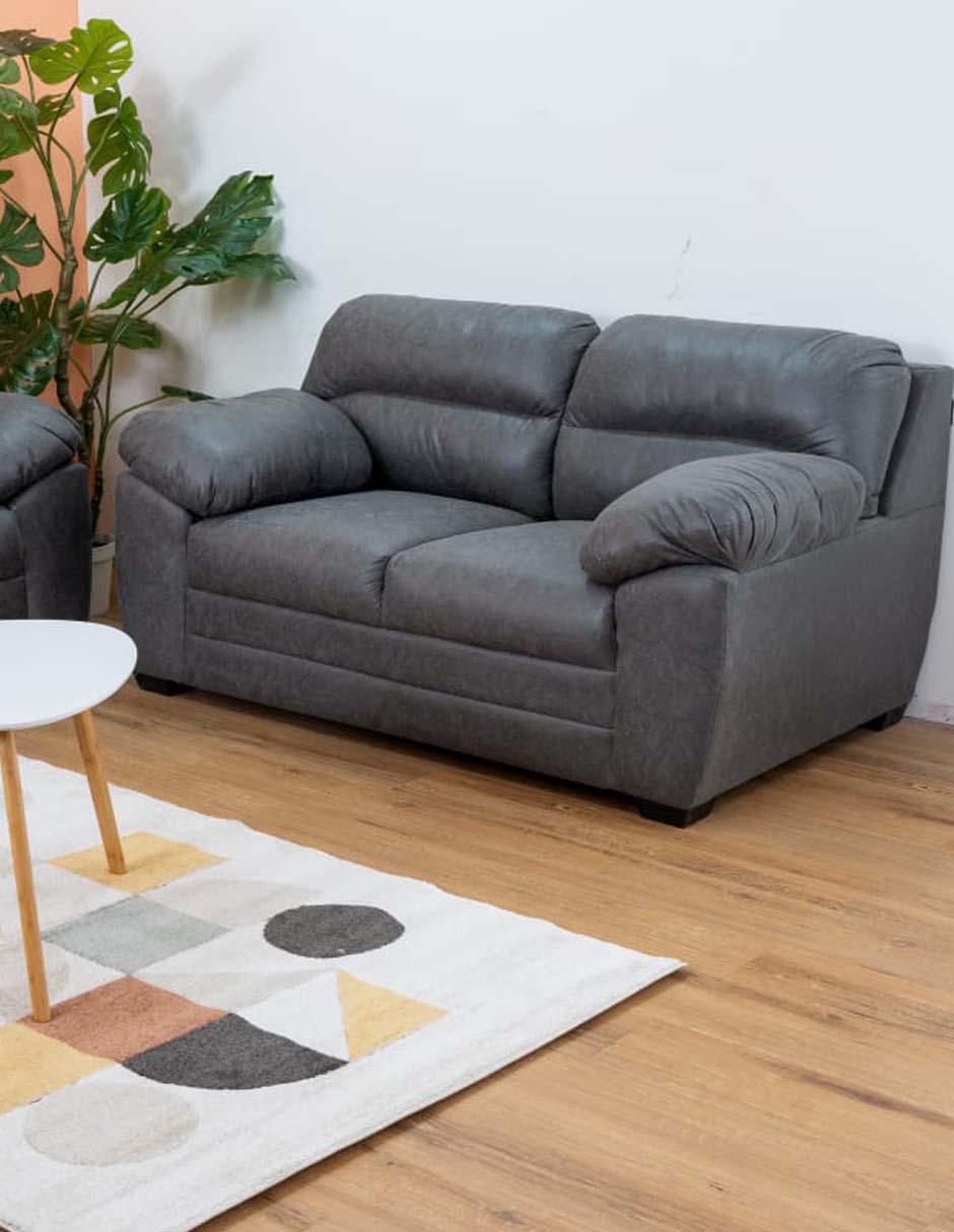 Love seat 4
