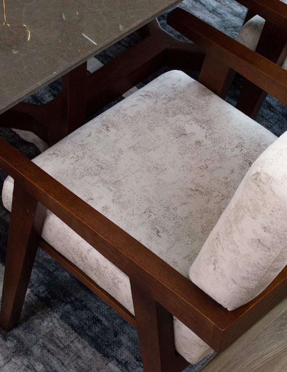 Comedor para 6 personas de mármol 8