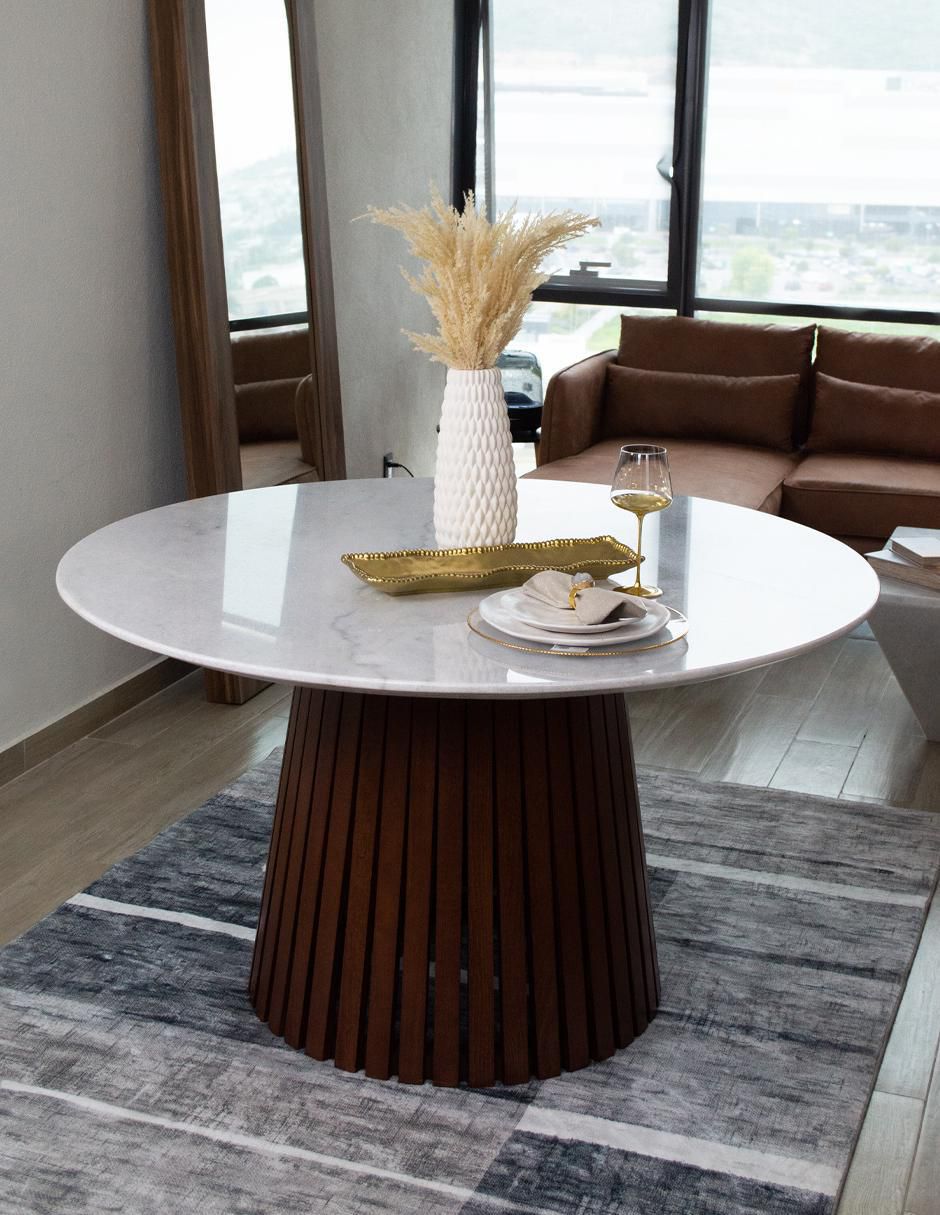 Mesa de mármol 2