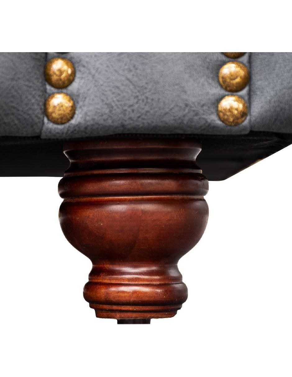 Love seat 6