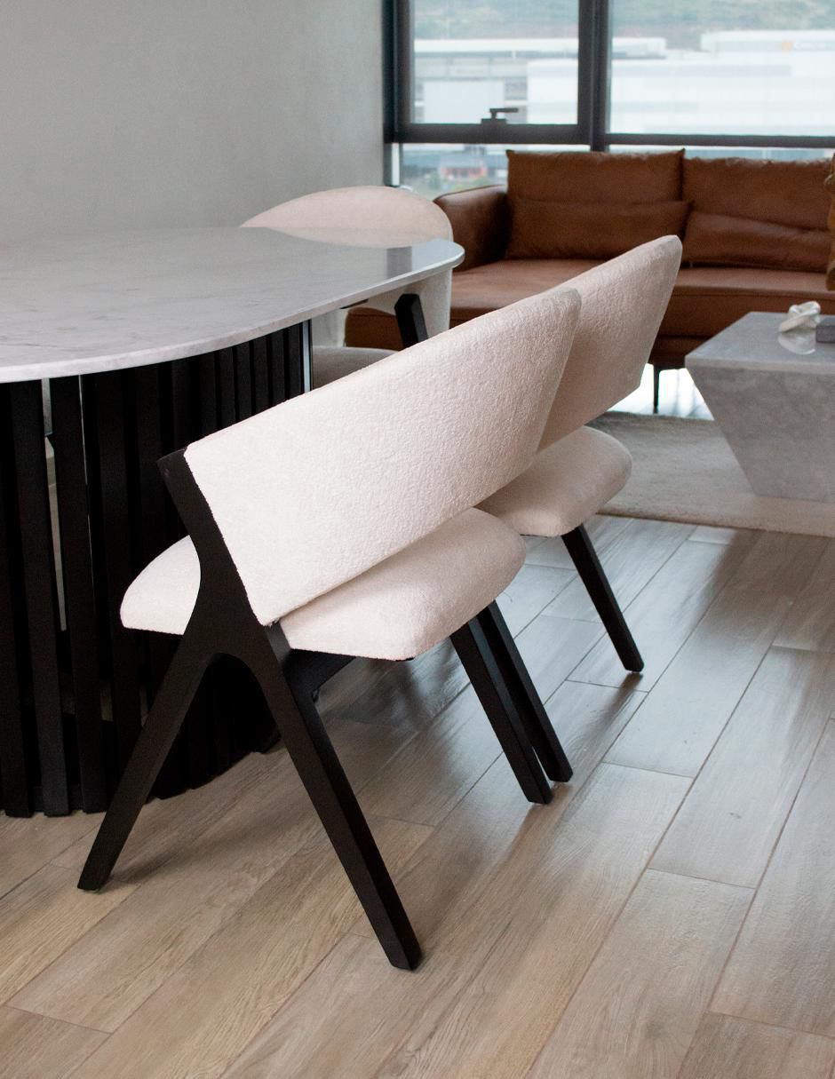 Comedor para 6 personas de mármol 8