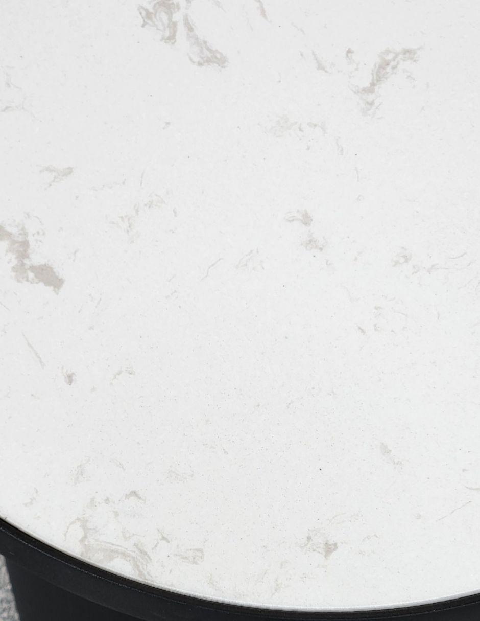 Mesa auxiliar Doha 2