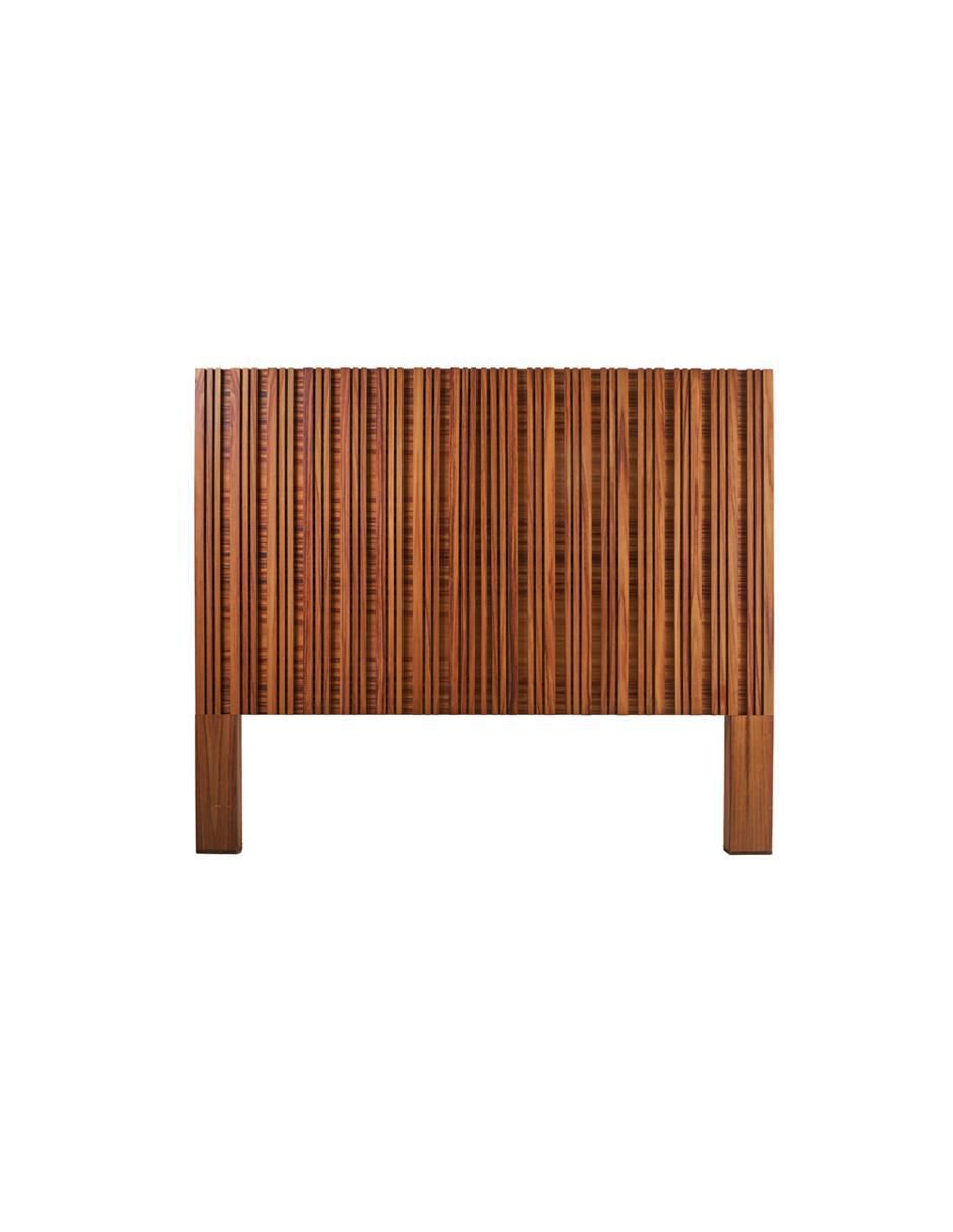 Cabecera Amarella de chapa madera