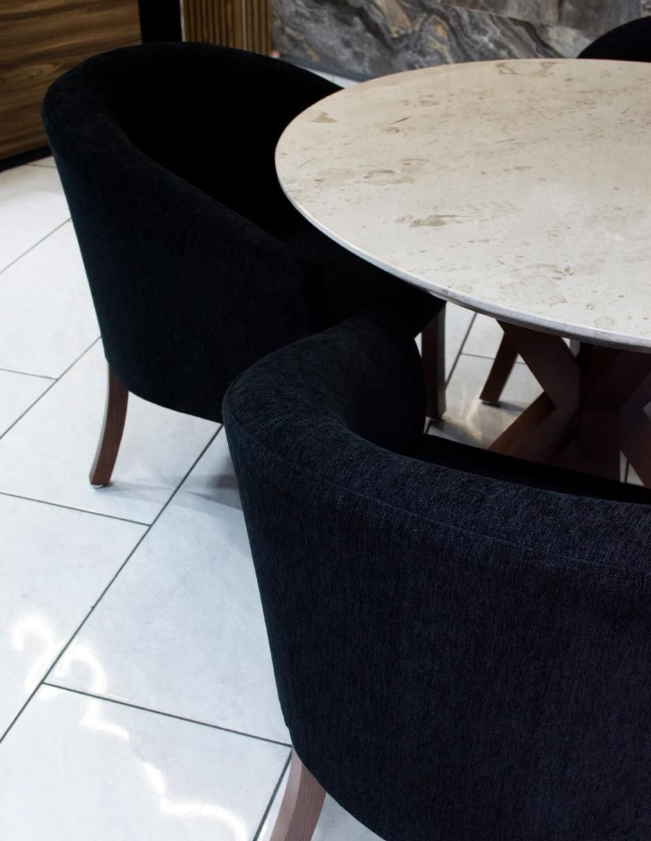 Comedor para 4 personas de mármol 3