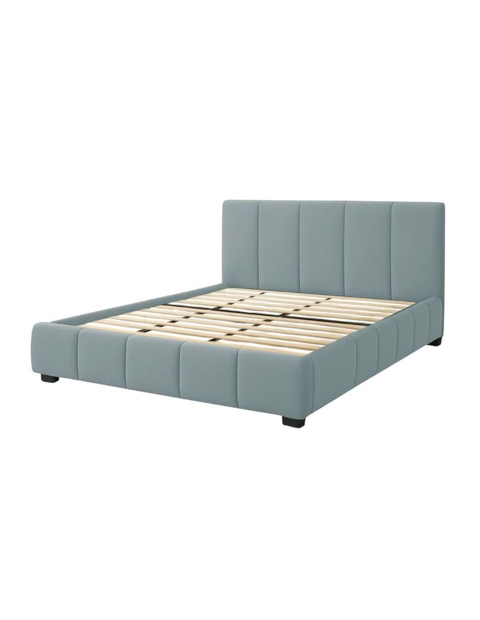 Cama Acolchada de madera