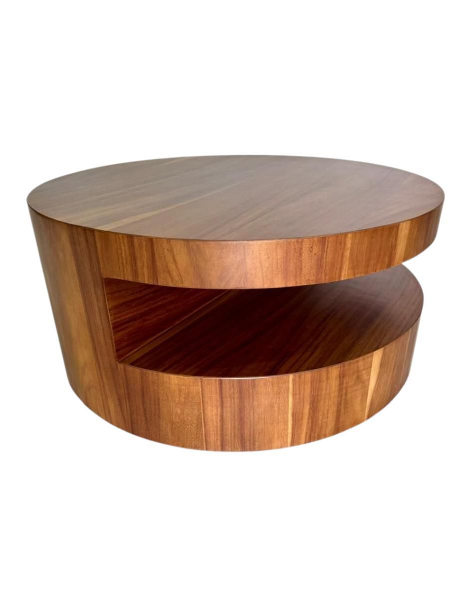 Mesa de centro de madera parota