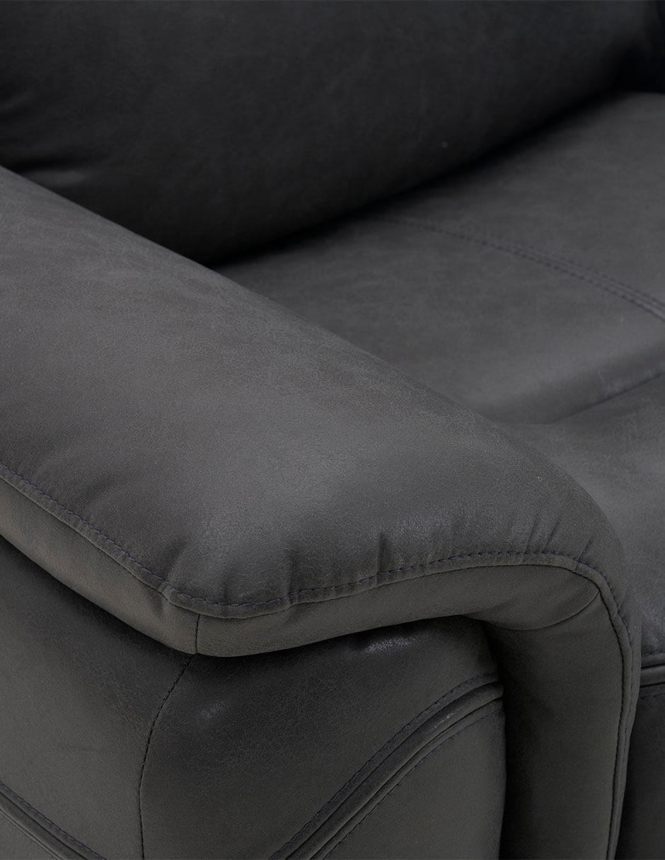 Love seat 10