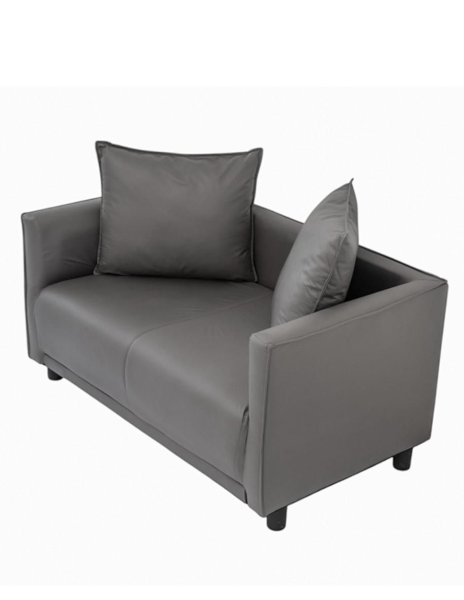Love seat 5